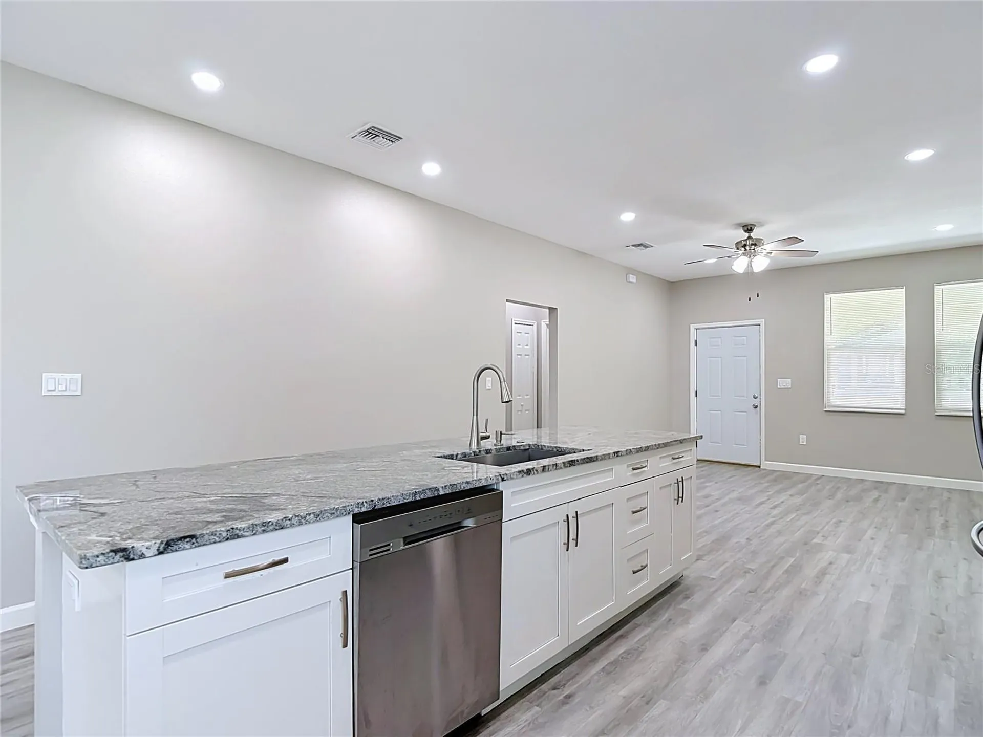 509 E Lake Avenue Tampa FL 33603