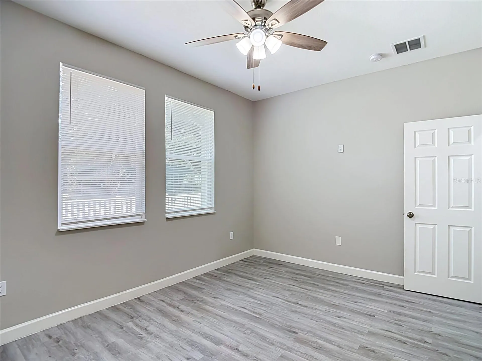 509 E Lake Avenue Tampa FL 33603