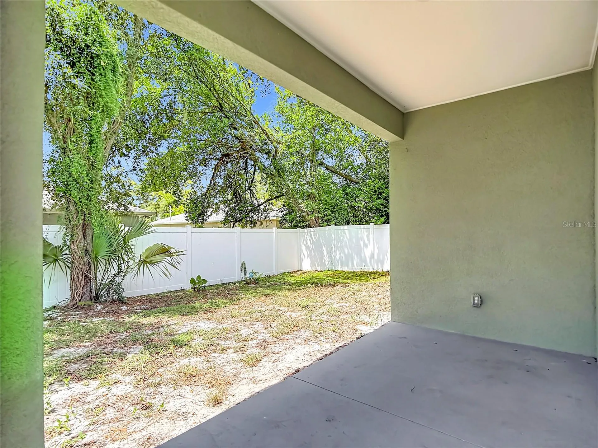 509 E Lake Avenue Tampa FL 33603