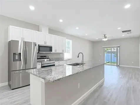 509 E Lake Avenue Tampa FL 33603