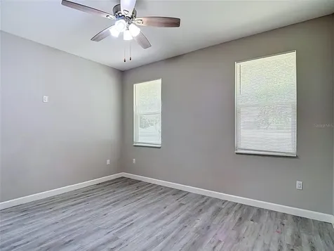 509 E Lake Avenue Tampa FL 33603