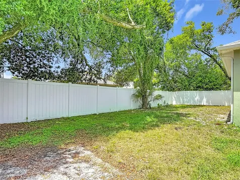 509 E Lake Avenue Tampa FL 33603
