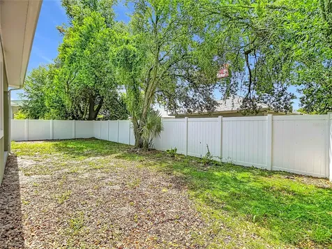 509 E Lake Avenue Tampa FL 33603