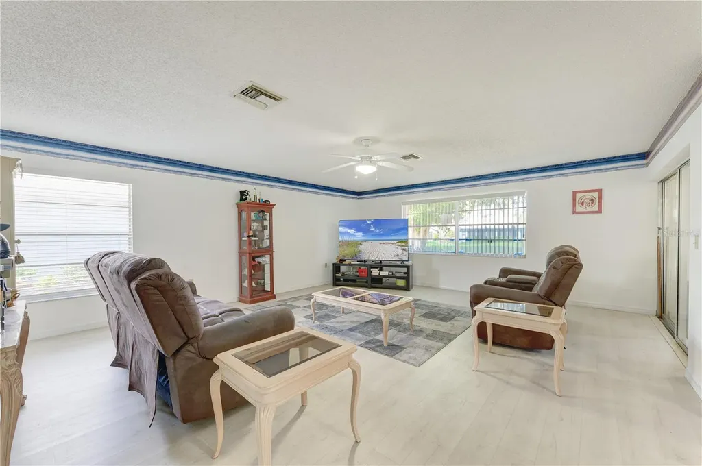 804 67th Street W Bradenton FL 34209