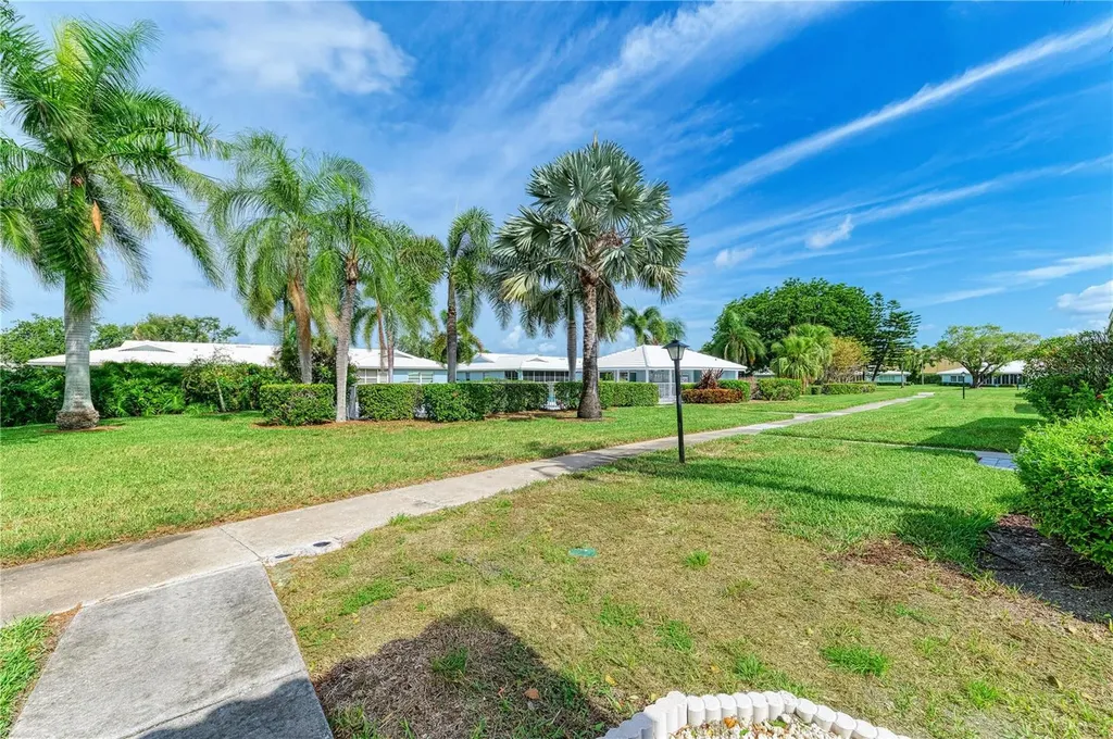 804 67th Street W Bradenton FL 34209