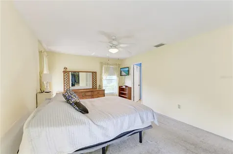 804 67th Street W Bradenton FL 34209