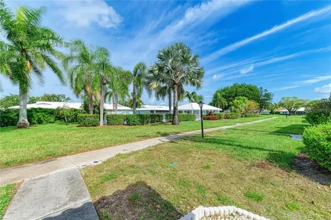 804 67th Street W Bradenton FL 34209
