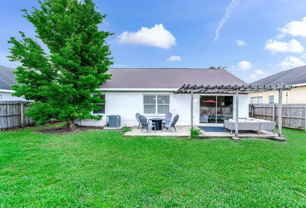 1126 Vinetree Drive Brandon FL 33510