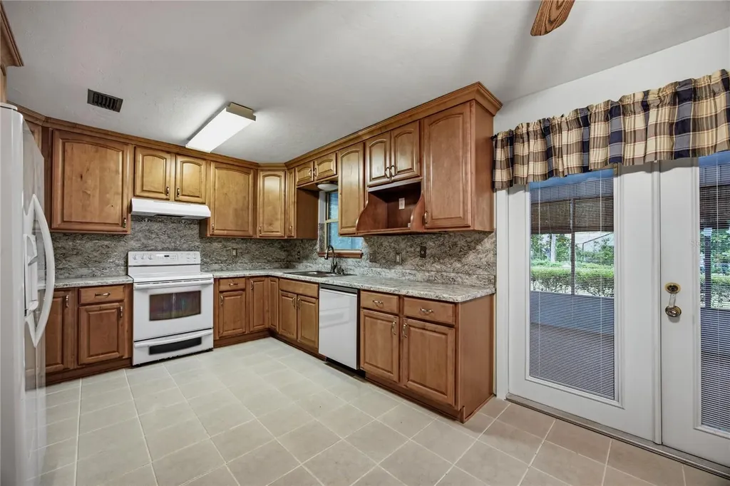 130 SW 75th Terrace Gainesville FL 32607