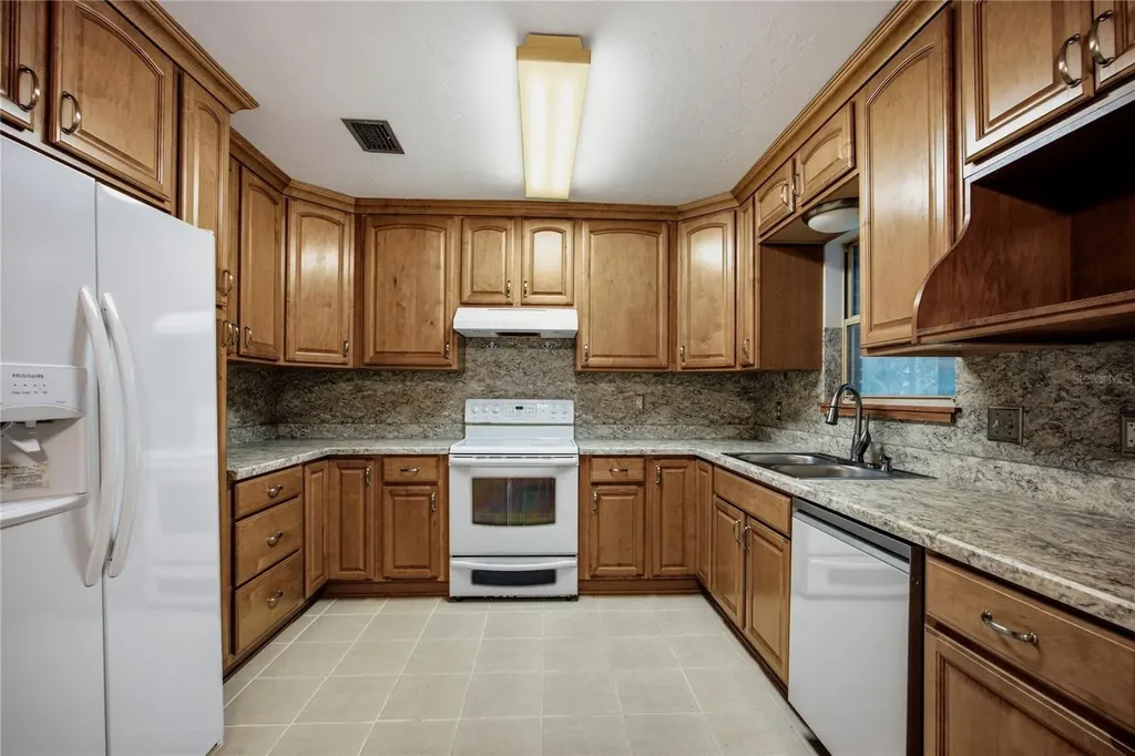 130 SW 75th Terrace Gainesville FL 32607