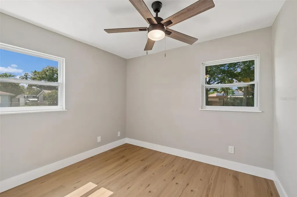 5802 12th Avenue S Tampa FL 33619