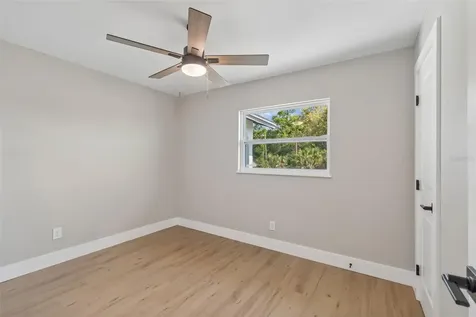 5802 12th Avenue S Tampa FL 33619