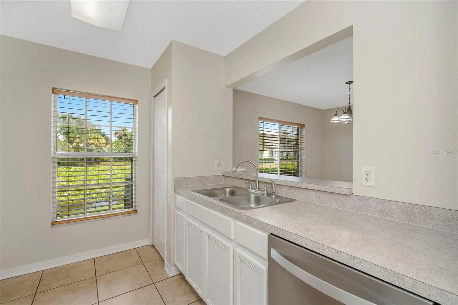 7361 E Bank Drive Tampa FL 33617