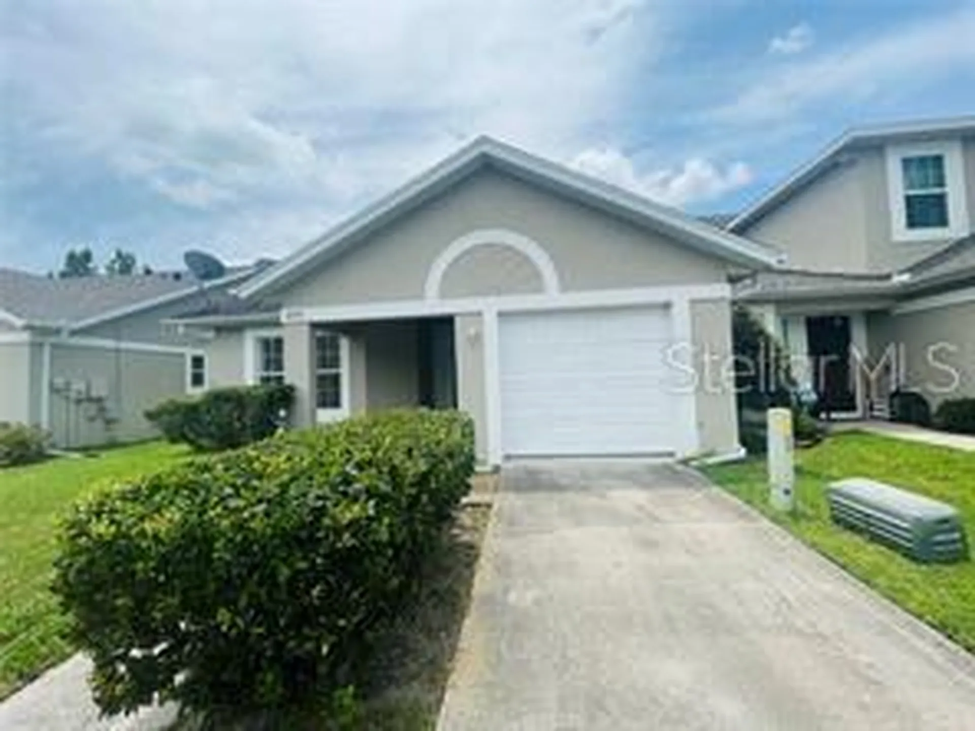 2206 Cypress Knee Loop Kissimmee FL 34743