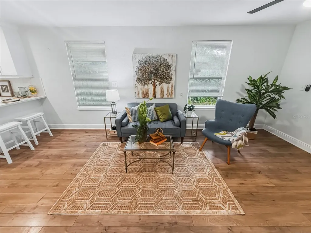 210 E Cluster Avenue Tampa FL 33604