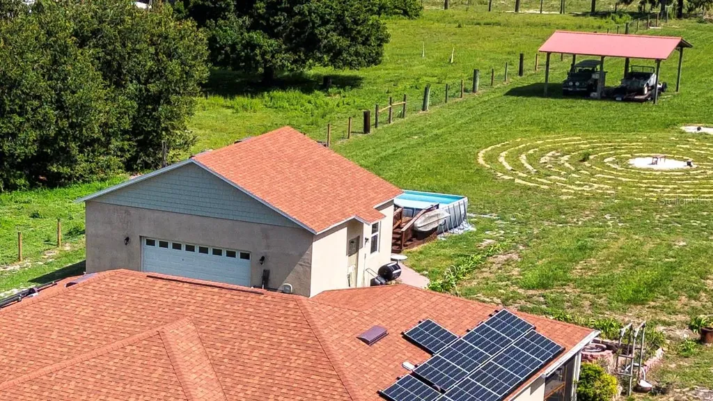 13522 County Road 672 Highway Riverview FL 33579