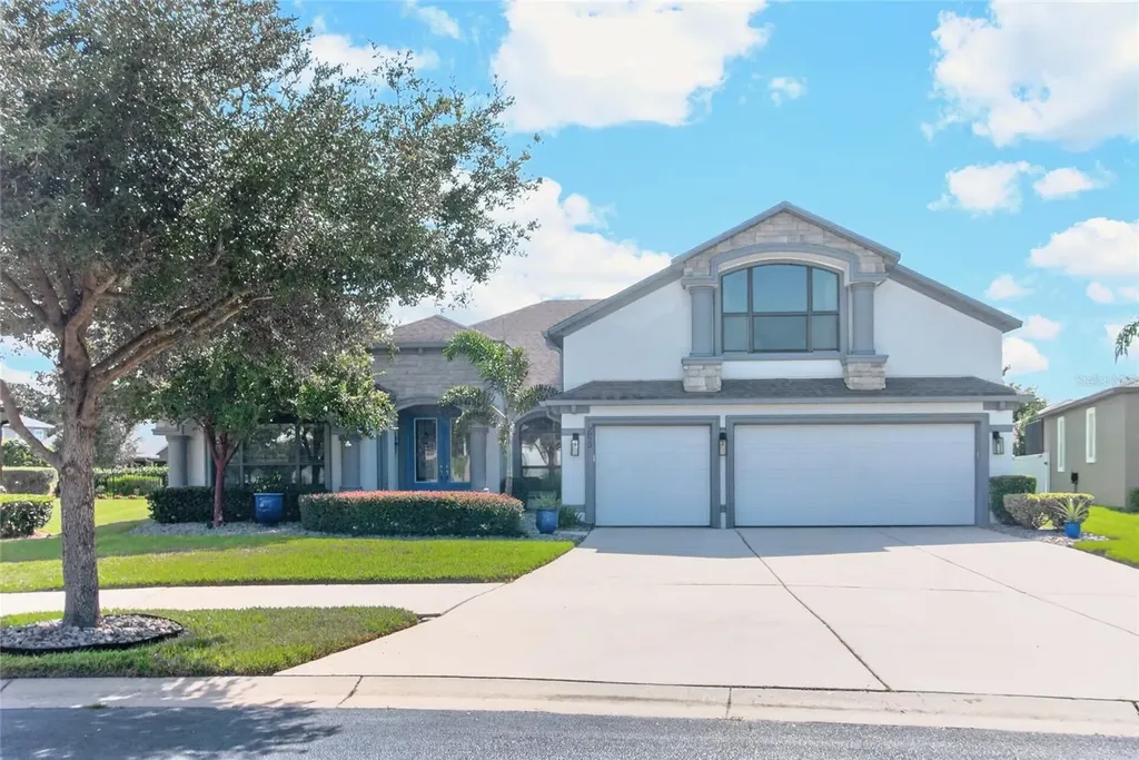 2823 Colewood Lane Dover FL 33527