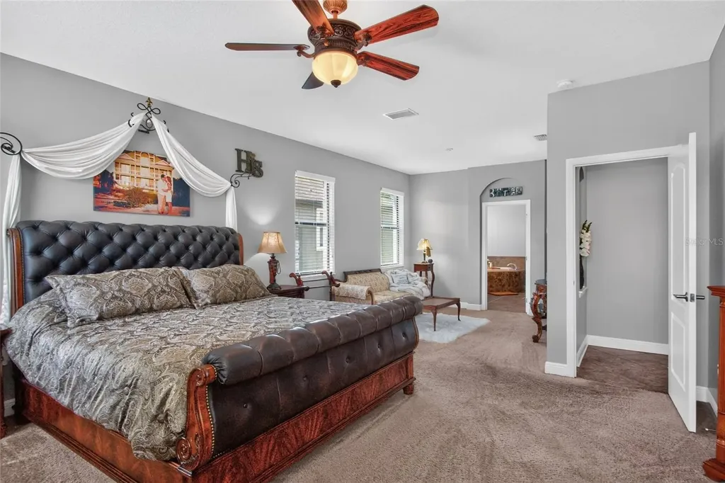 2823 Colewood Lane Dover FL 33527