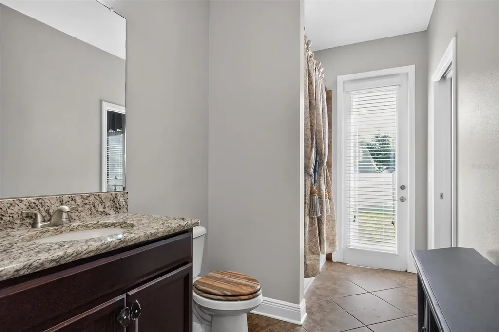 2823 Colewood Lane Dover FL 33527