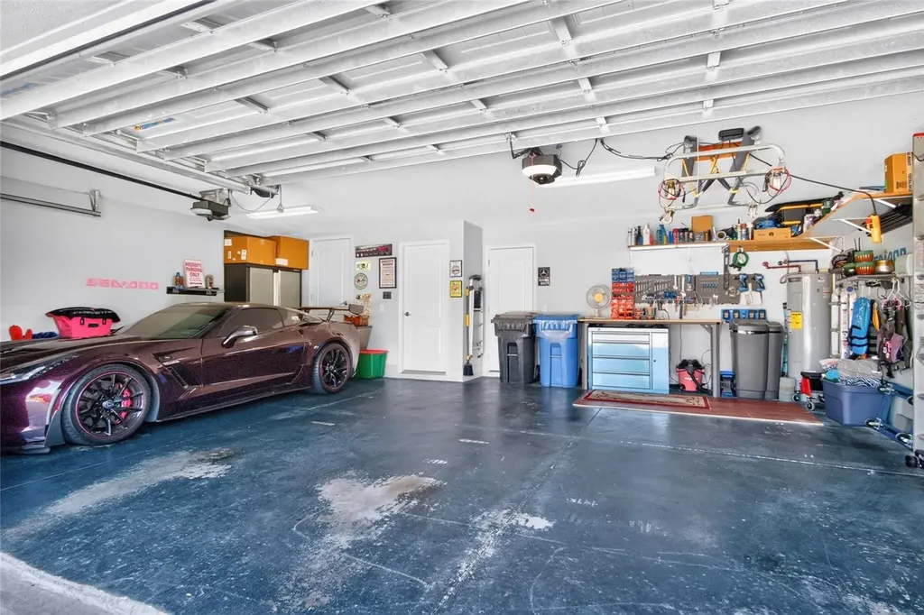 2823 Colewood Lane Dover FL 33527