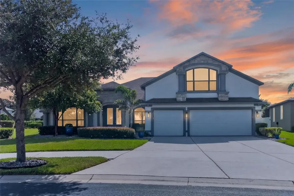 2823 Colewood Lane Dover FL 33527