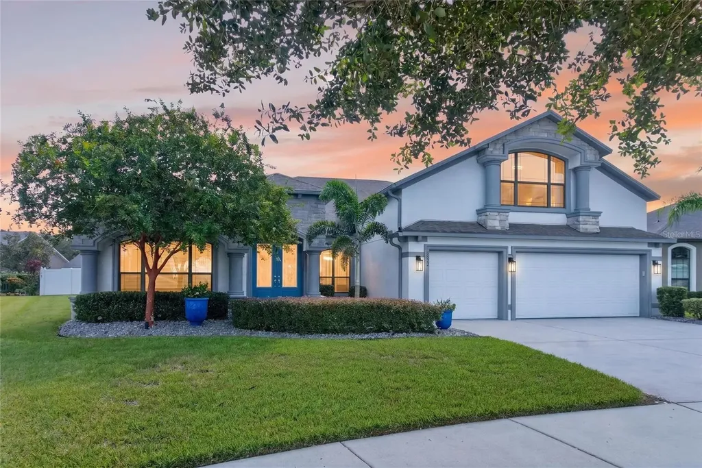 2823 Colewood Lane Dover FL 33527