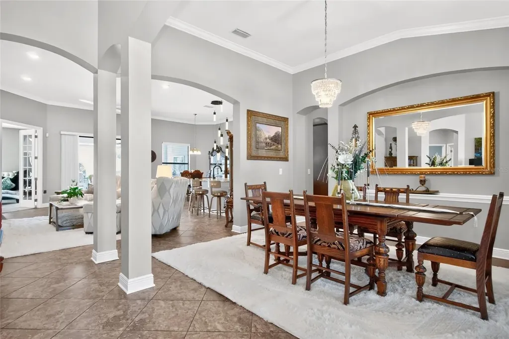 2823 Colewood Lane Dover FL 33527