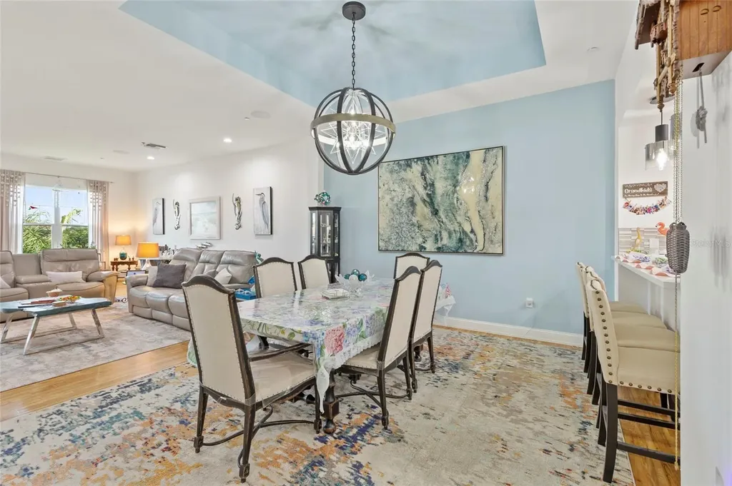 10 Franklin Court S St Petersburg FL 33711