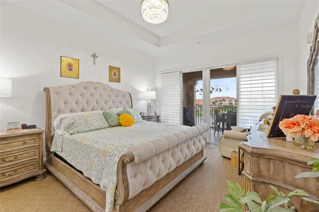 10 Franklin Court S St Petersburg FL 33711