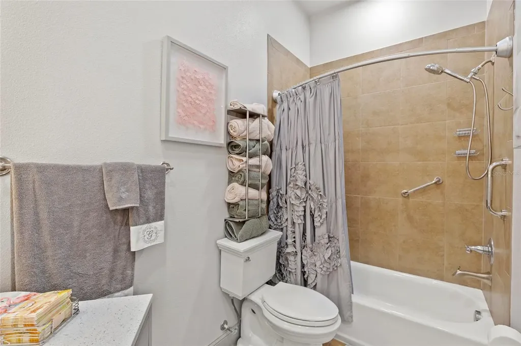 10 Franklin Court S St Petersburg FL 33711