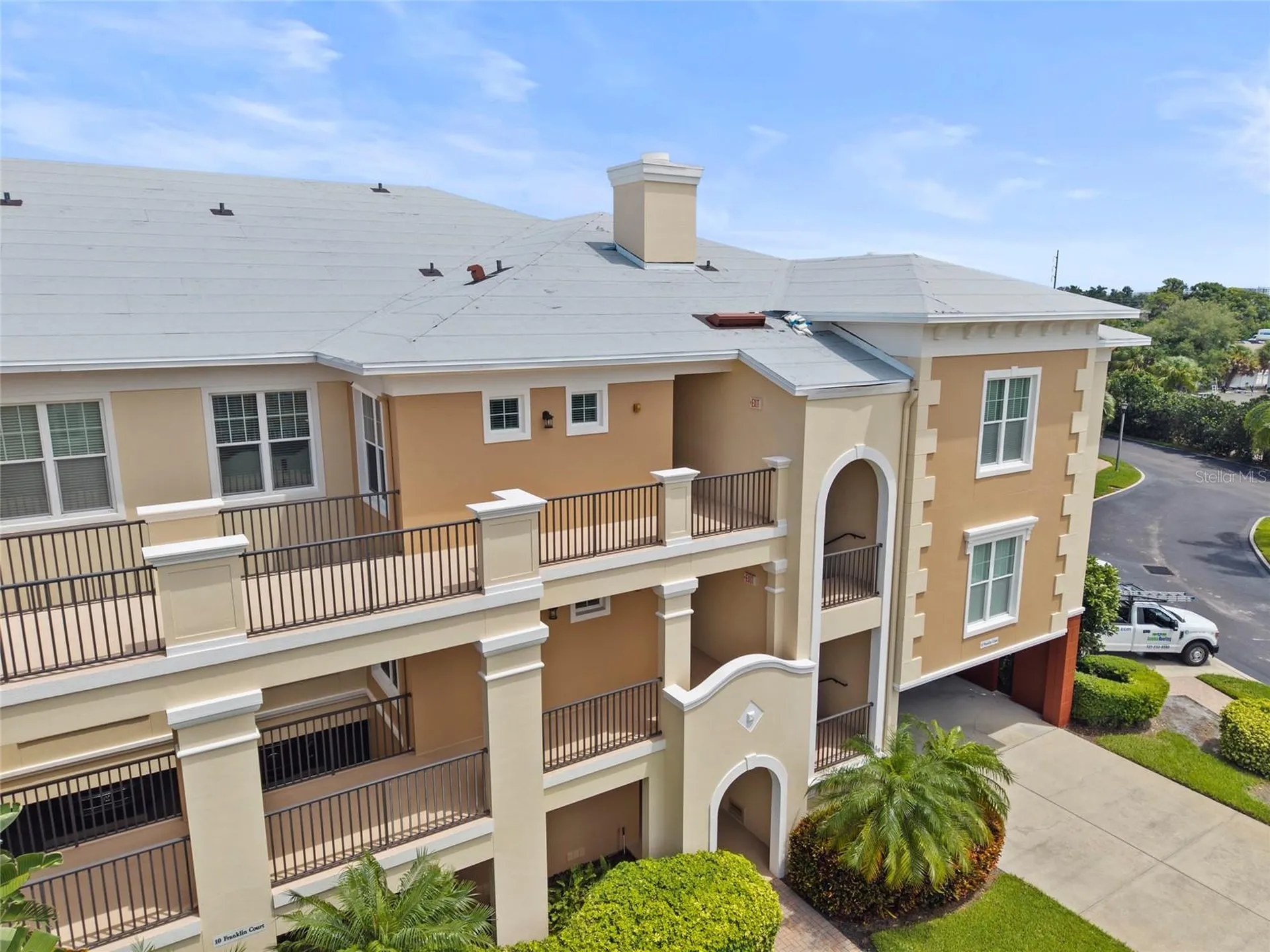 10 Franklin Court S St Petersburg FL 33711