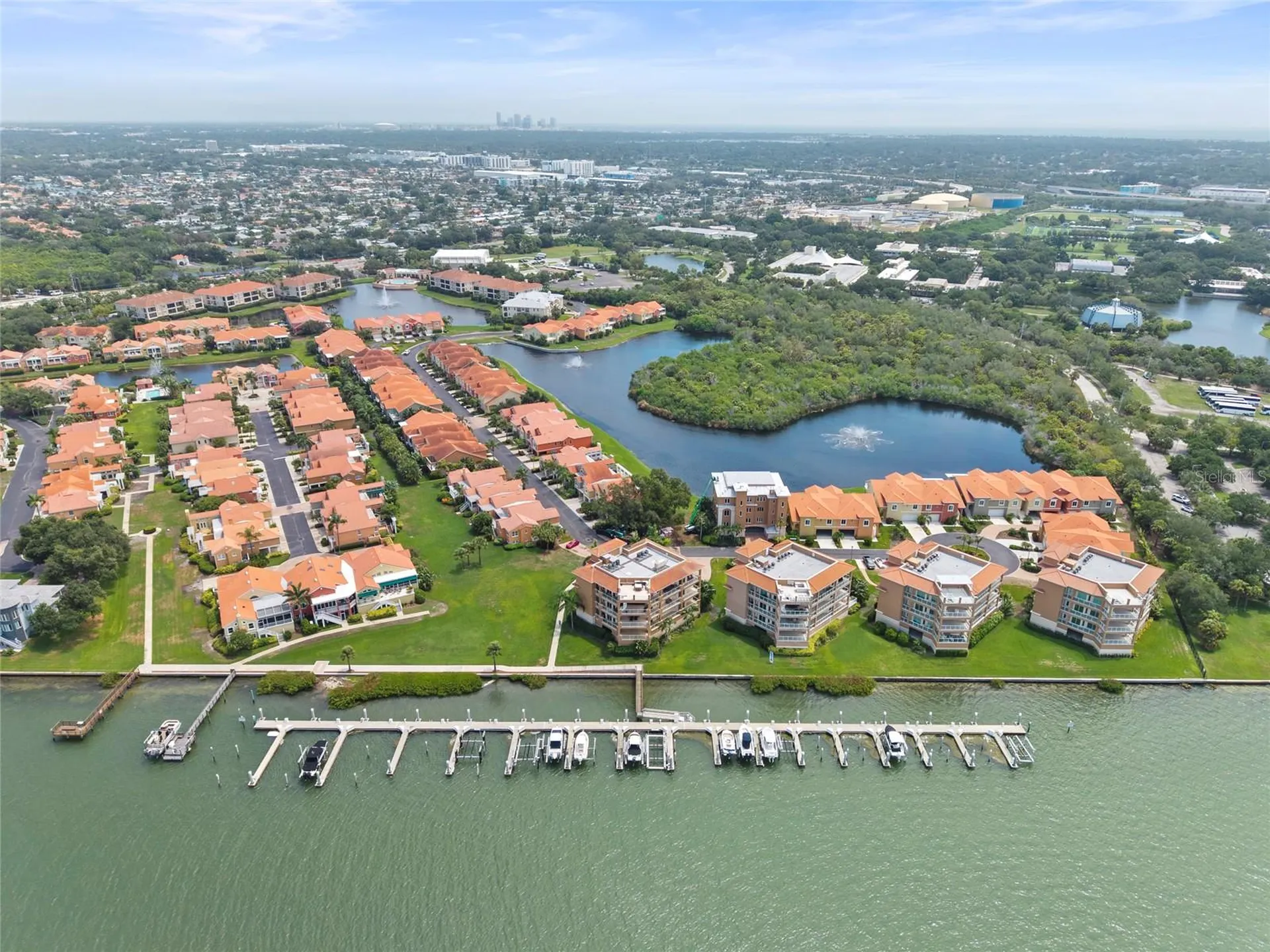 10 Franklin Court S St Petersburg FL 33711