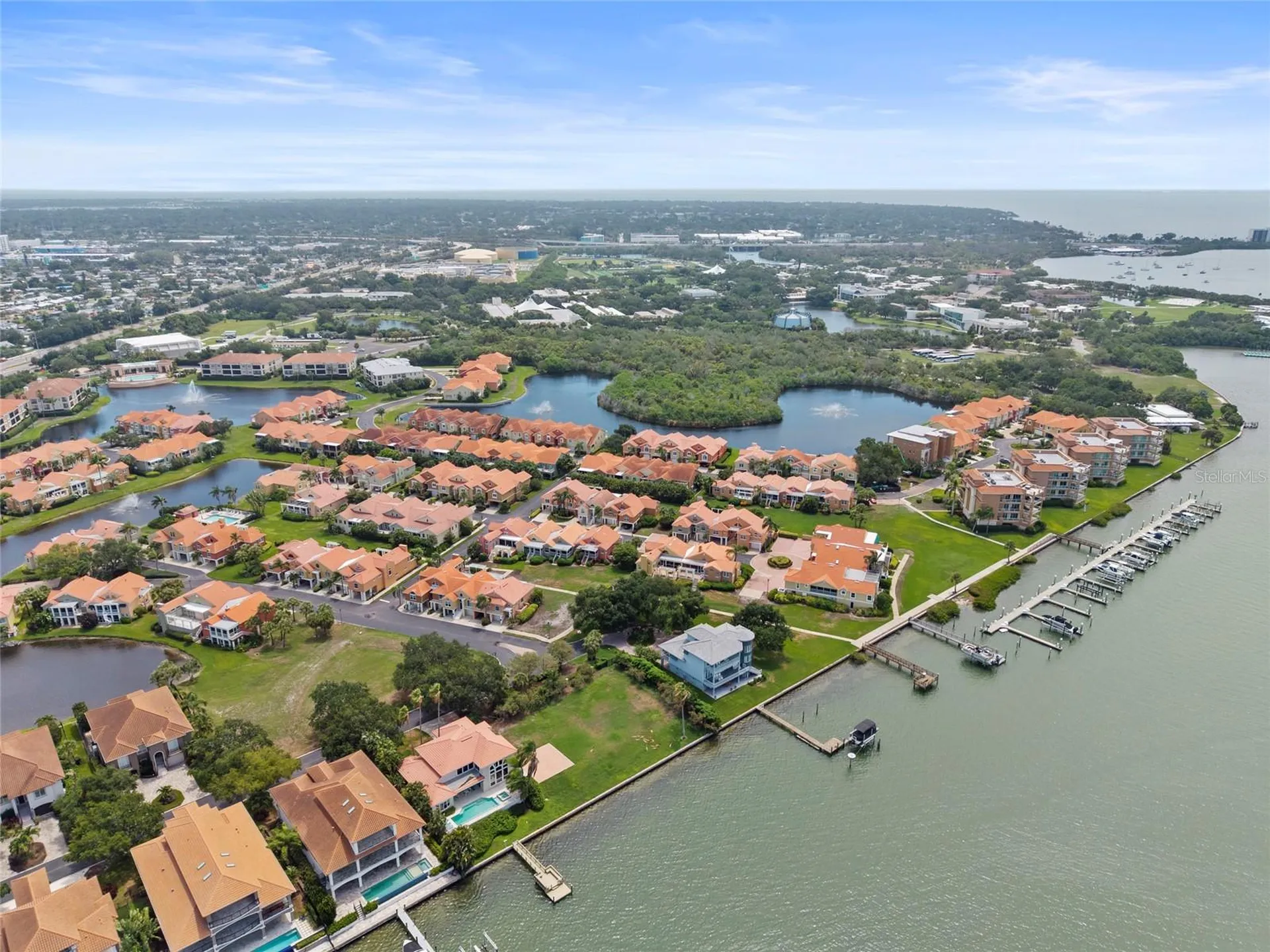 10 Franklin Court S St Petersburg FL 33711