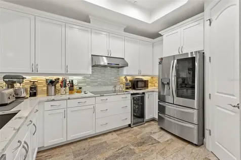 10 Franklin Court S St Petersburg FL 33711