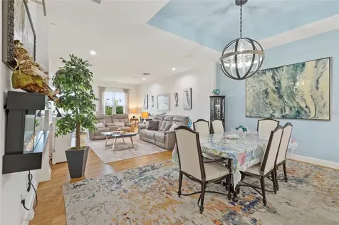 10 Franklin Court S St Petersburg FL 33711