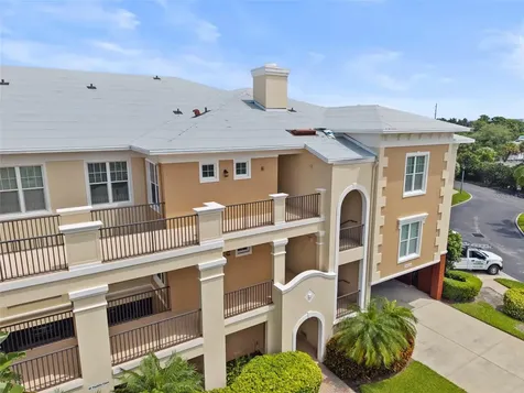 10 Franklin Court S St Petersburg FL 33711