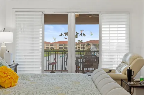 10 Franklin Court S St Petersburg FL 33711