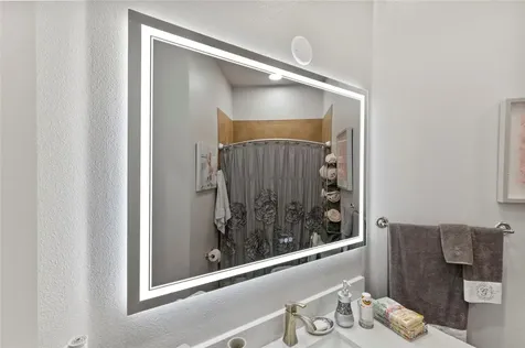 10 Franklin Court S St Petersburg FL 33711