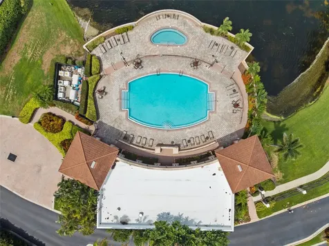 10 Franklin Court S St Petersburg FL 33711