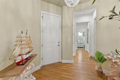 10 Franklin Court S St Petersburg FL 33711