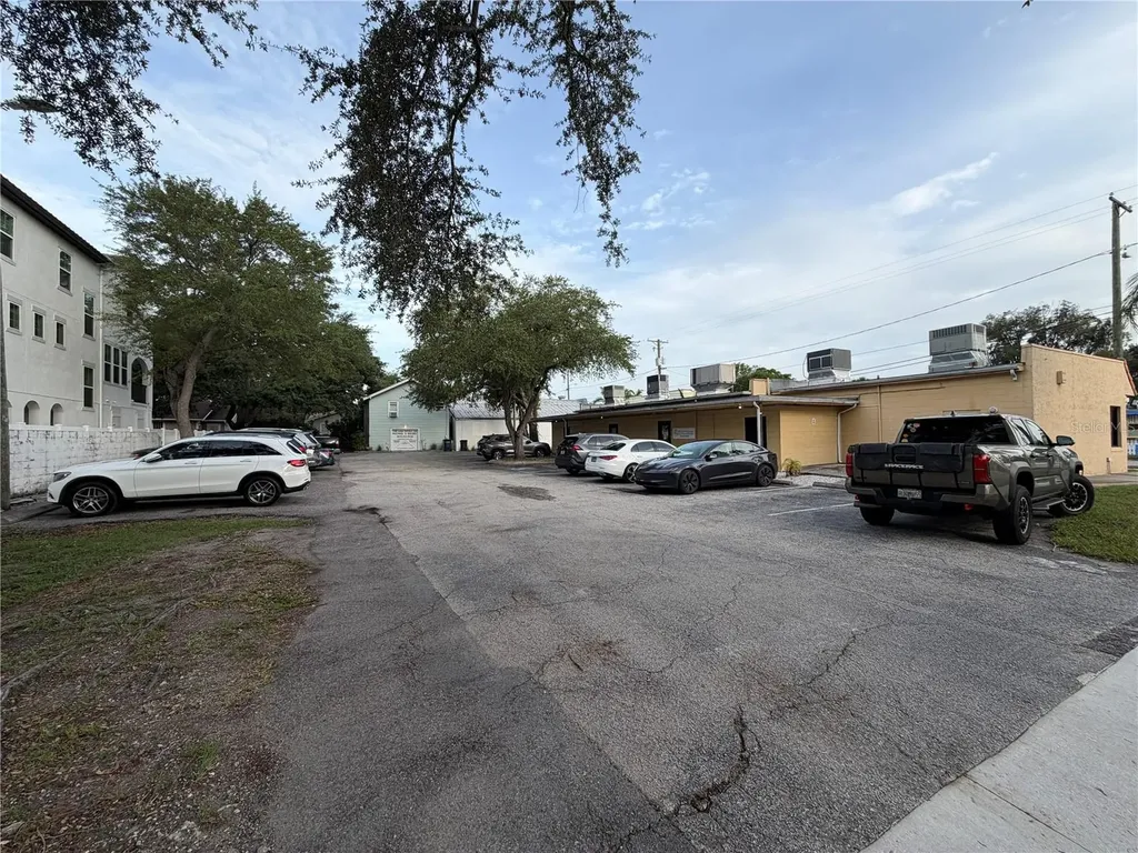 1906 W Platt Street Tampa FL 33606