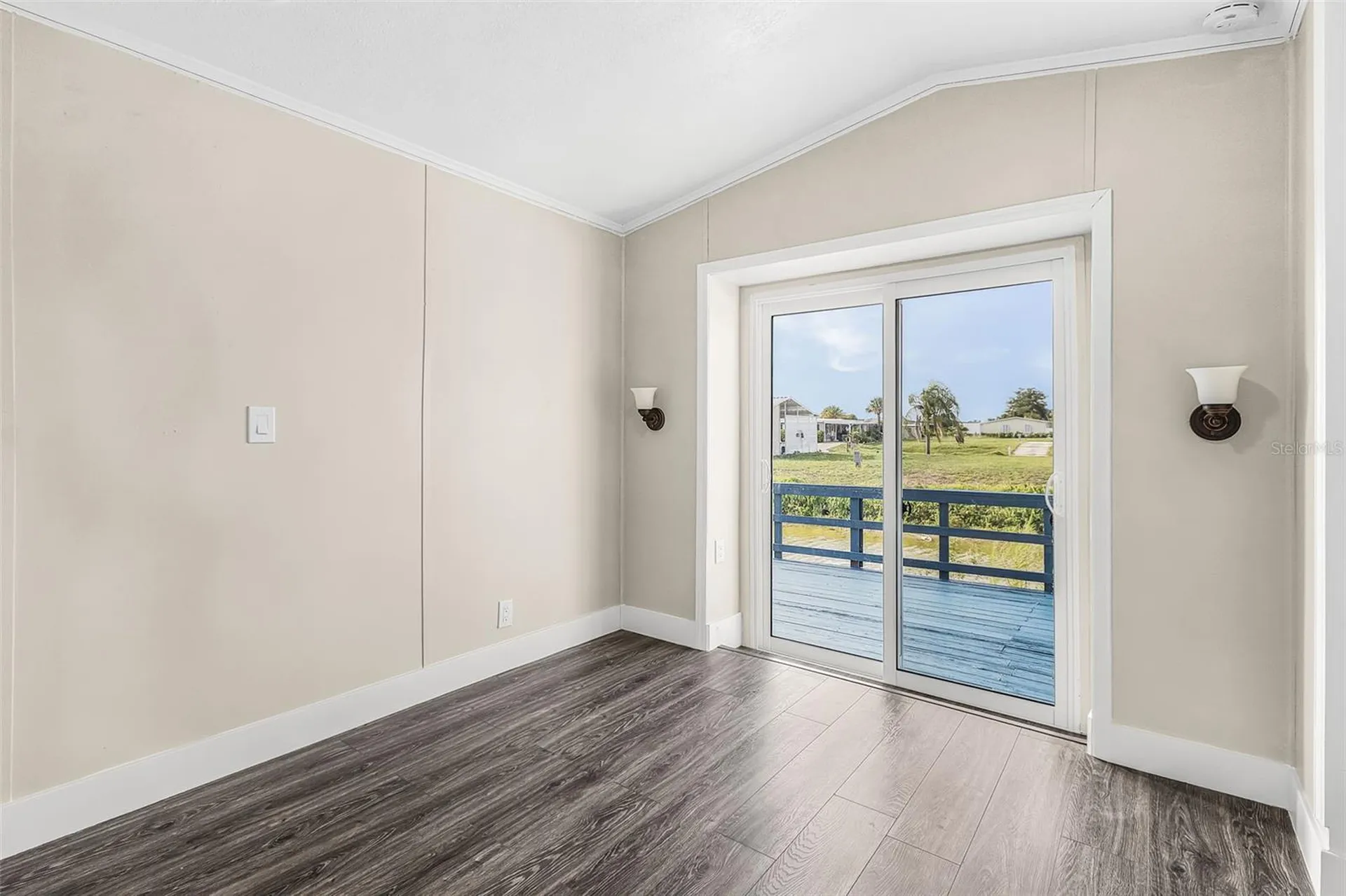 1475 Flamingo Drive Englewood FL 34224