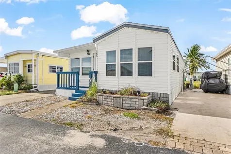 1475 Flamingo Drive Englewood FL 34224