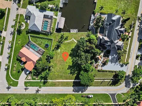 180 Cousley Drive SE Port Charlotte FL 33952
