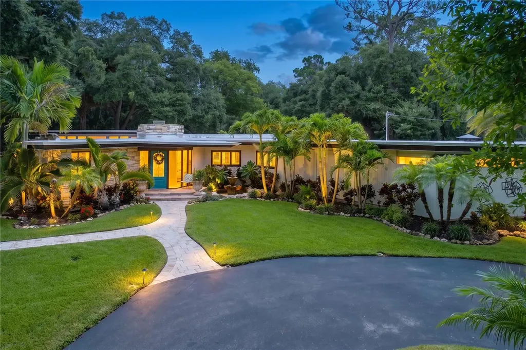 1653 Sunnybrook Lane Clearwater FL 33764
