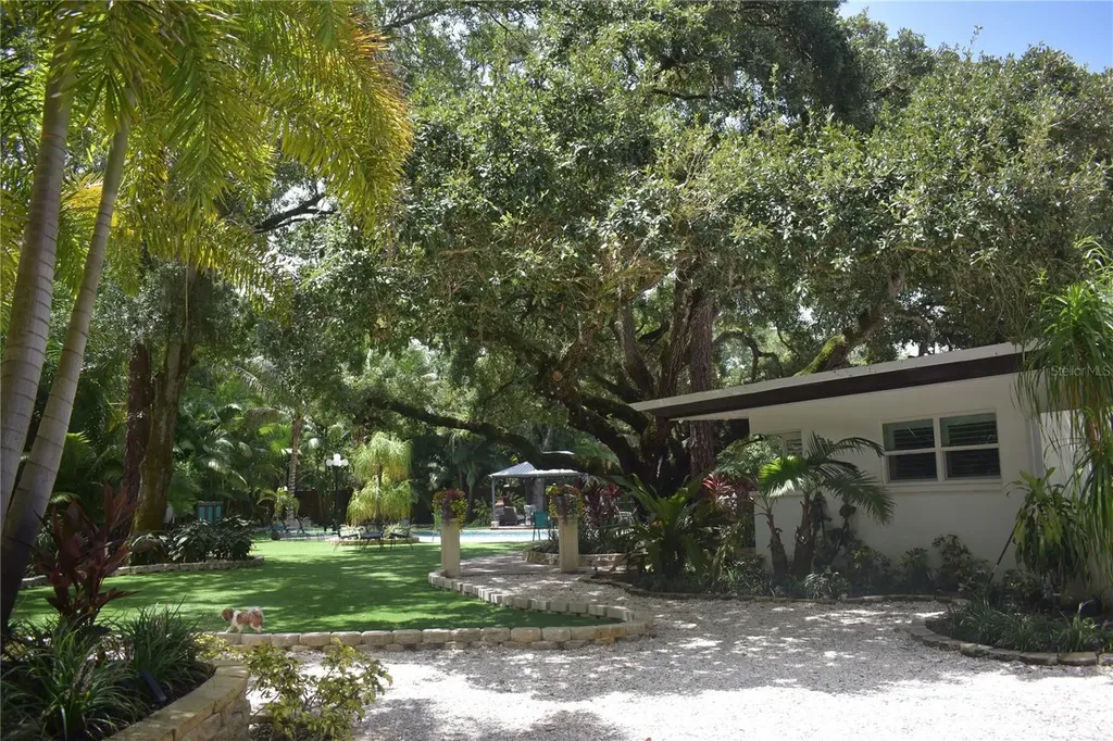1653 Sunnybrook Lane Clearwater FL 33764