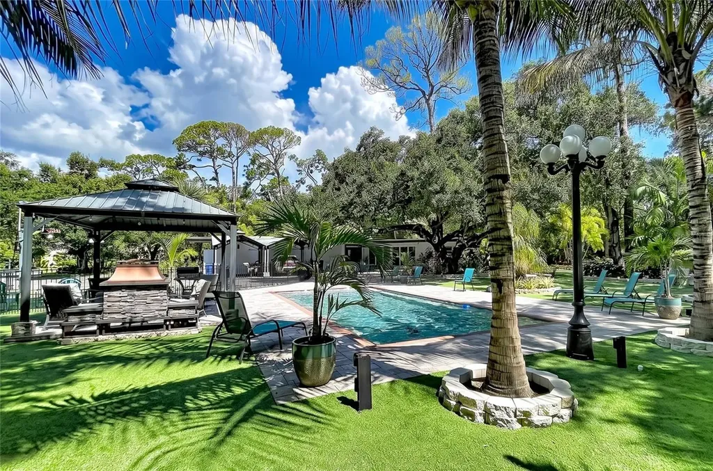 1653 Sunnybrook Lane Clearwater FL 33764