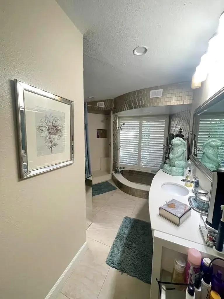 1653 Sunnybrook Lane Clearwater FL 33764