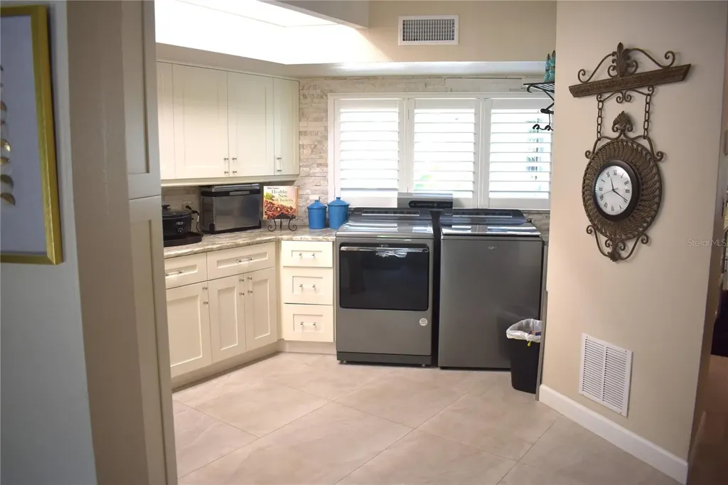 1653 Sunnybrook Lane Clearwater FL 33764