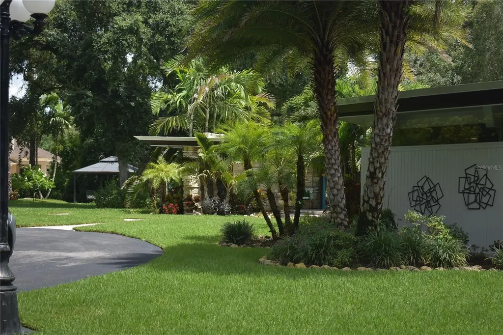 1653 Sunnybrook Lane Clearwater FL 33764